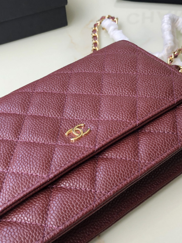 CL CHAIN WALLET CAVIAR