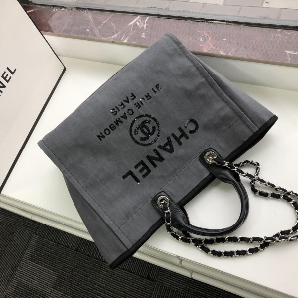 CL TOTE BAG