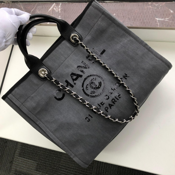 CL TOTE BAG