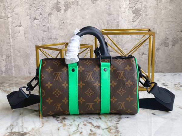 l**is V*t*n keepall bandouliÈre 25