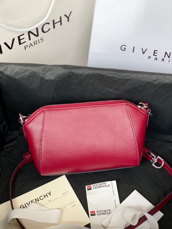 GIVENCHY NANO ANTIGONA