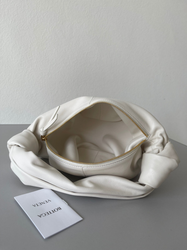 Bo*te*ga ve*ne*ta mini double knot