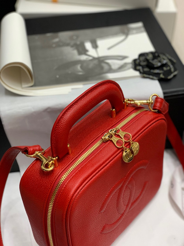 CL VANITY CASE