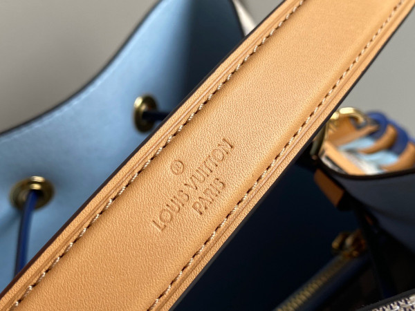 l**is V*t*n nÉonoÉ mm