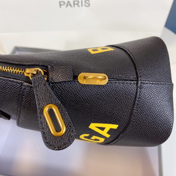 Ba*len*cia*ga ville top handle s