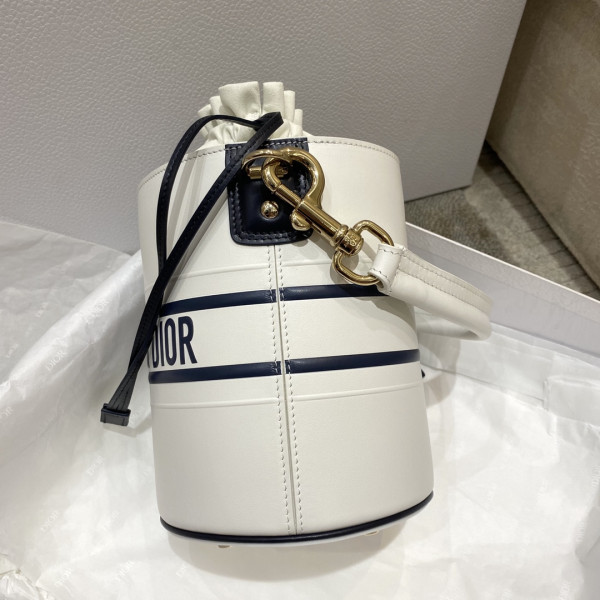 D*or micro vibe bucket bag