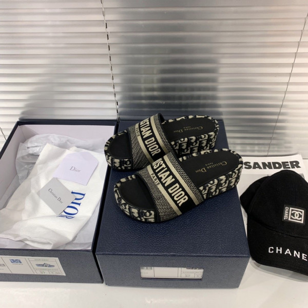 D*or dway wedge slide