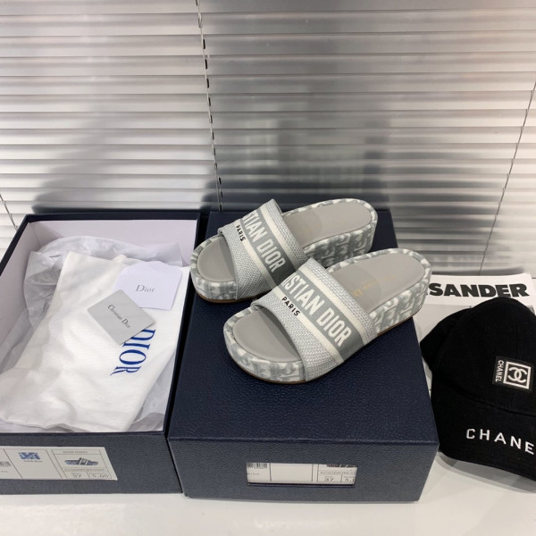 D*or dway wedge slide