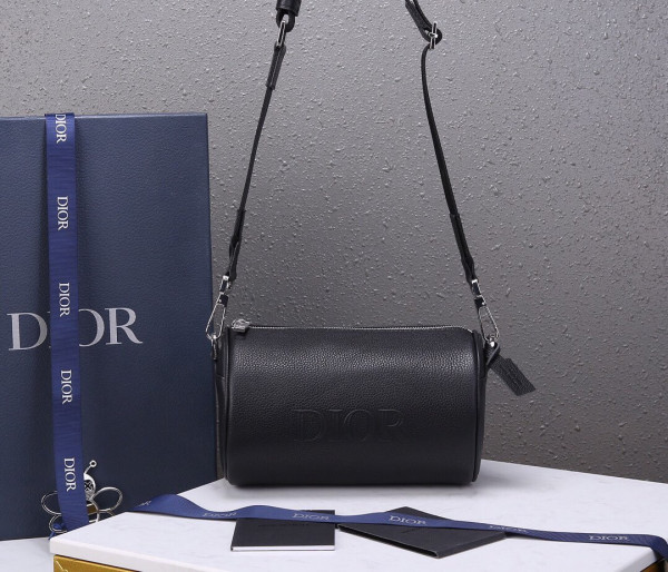D*or roller messenger bag