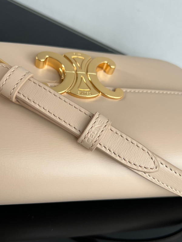 Ce**e triomphe shoulder bag