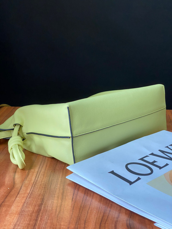 LOEWE Flamenco clutch