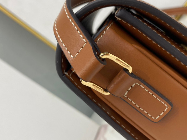 Ce**e teen triomphe bag