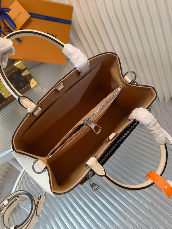 l**is V*t*n marelle tote mm