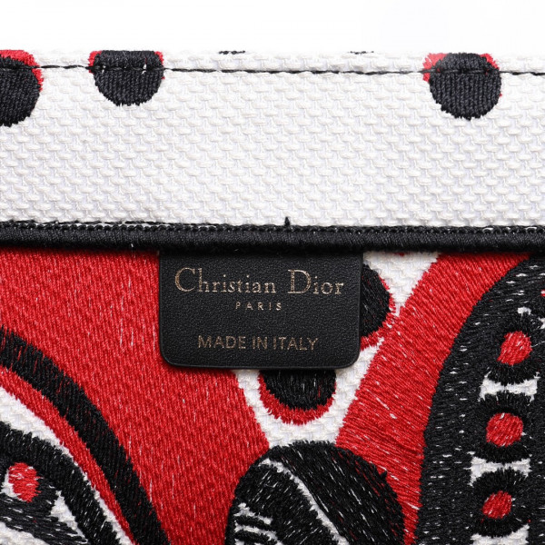 large D*or book tote