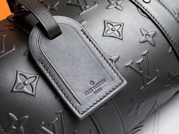 l**is V*t*n city keepall