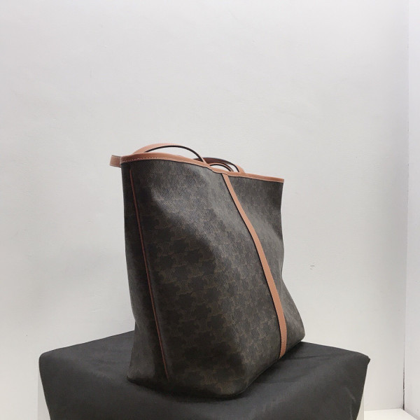 Ce**e medium cabas in triomphe canvas-32-18-31cm