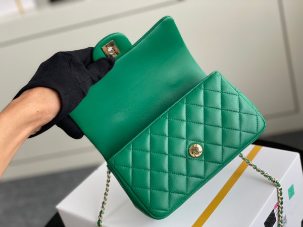 CL MINI FLAP BAG WITH TOP HANDLE