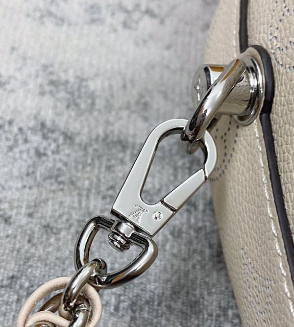 l**is V*t*n why knot pm