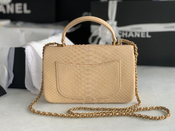 CL MINI FLAP BAG WITH TOP HANDLE