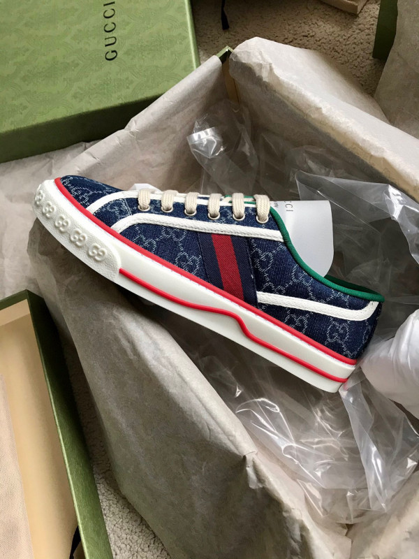 G*u*i tennis 1977 sneaker