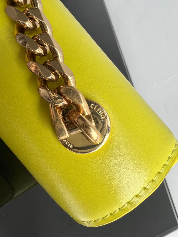 Ce**e triomphe shoulder bag