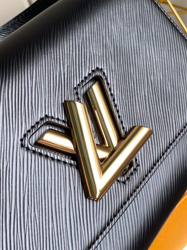 l**is V*t*n twist mm