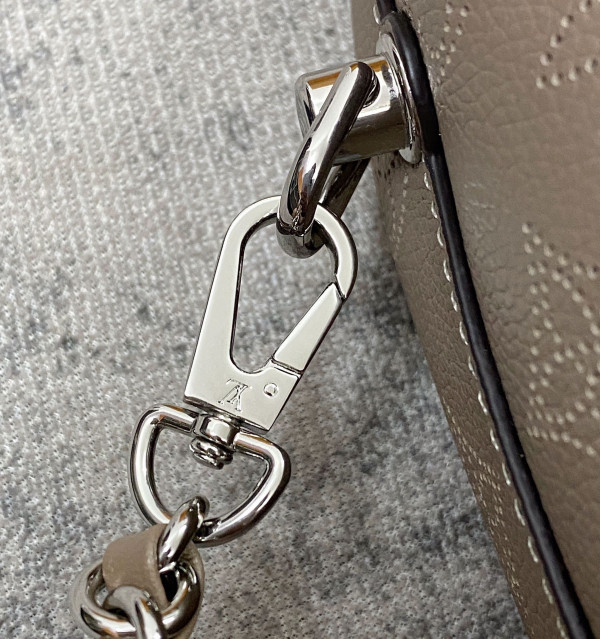 l**is V*t*n why knot pm