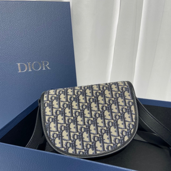 D*or gallop messenger bag