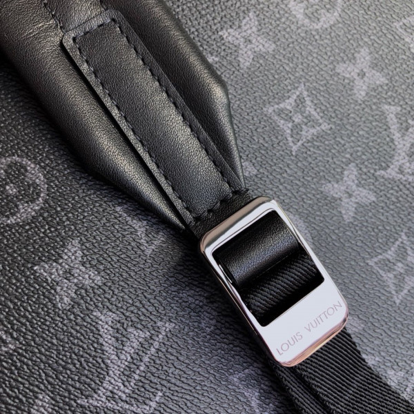 l**is V*t*n backpack