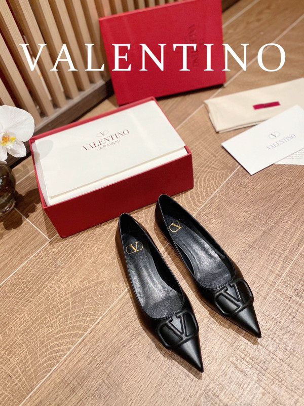 VALENTINO FLAT