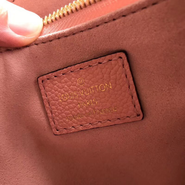 l**is V*t*n surene bb