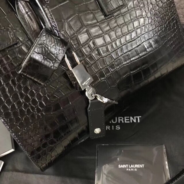 CL 22 HANDBAG -35*37*7cm