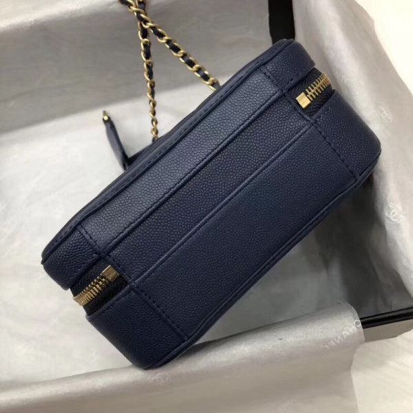 CL VANITY CASE