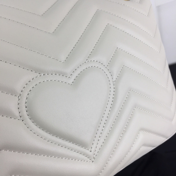 G*u*i gg marmont 31cm