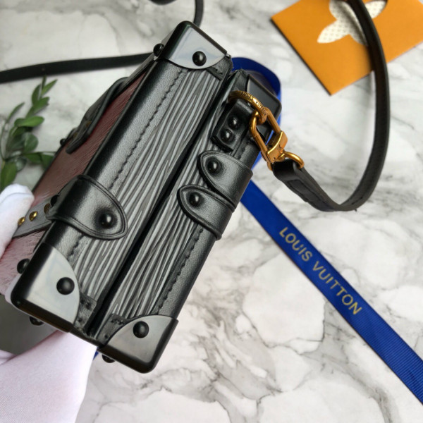 l**is V*t*n petite malle