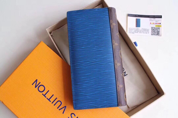 l**is V*t*n brazza wallet