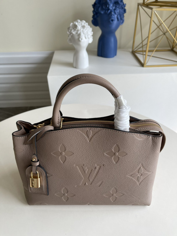 l**is V*t*n petit palais