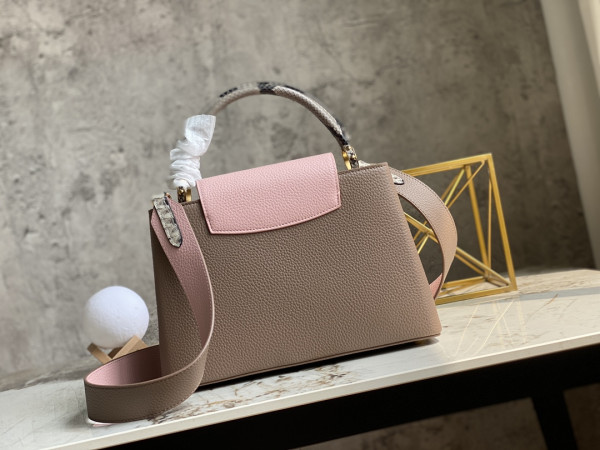 l**is V*t*n capucines mm