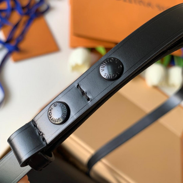 l**is V*t*n twist mm