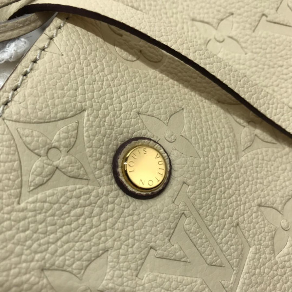 l**is V*t*n montaigne mm