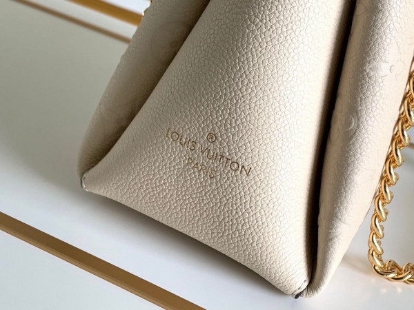 l**is V*t*n surene bb