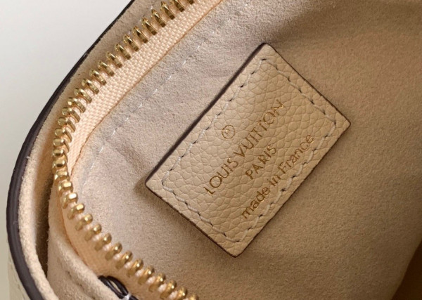 l**is V*t*n surene bb