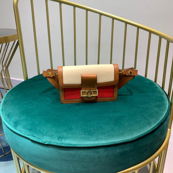 l**is V*t*n bumbag dauphine