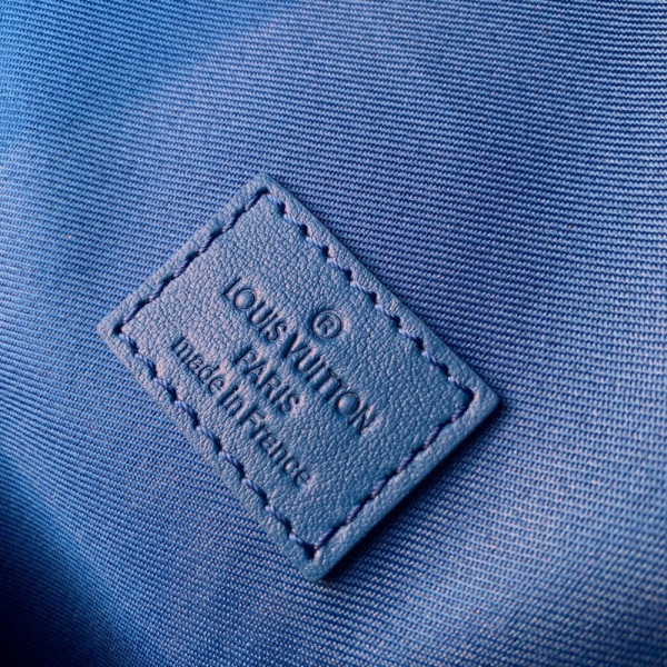 l**is V*t*n backpack