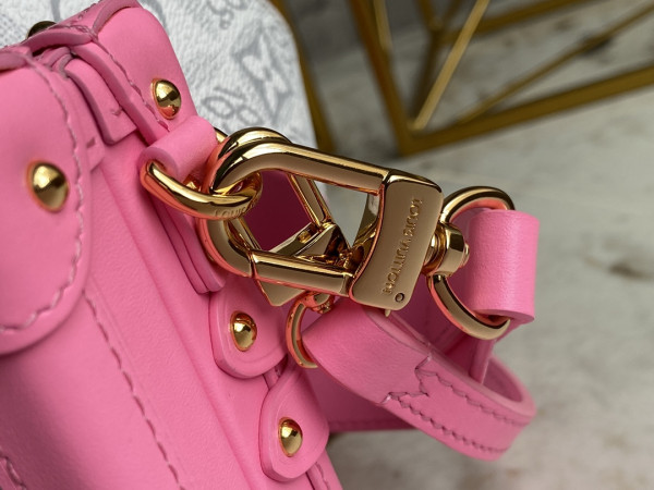 l**is V*t*n petite malle