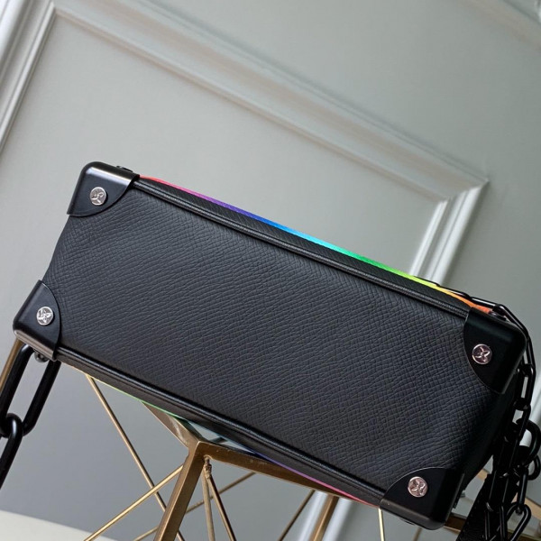 l**is V*t*n mini soft trunk