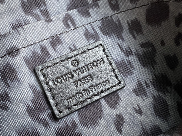 l**is V*t*n neverfull mm