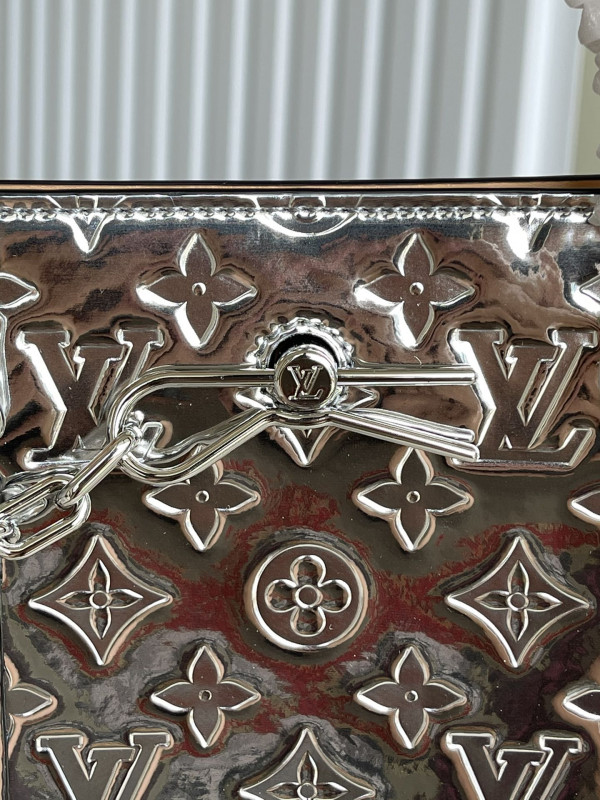 l**is V*t*n ksac plat