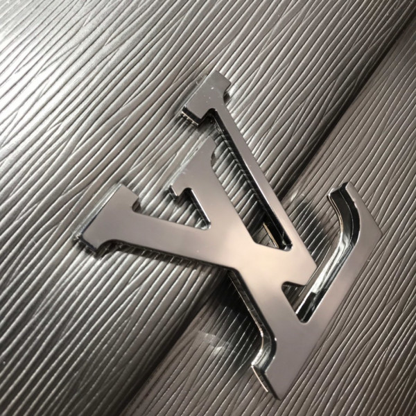 l**is V*t*n grenelle mm