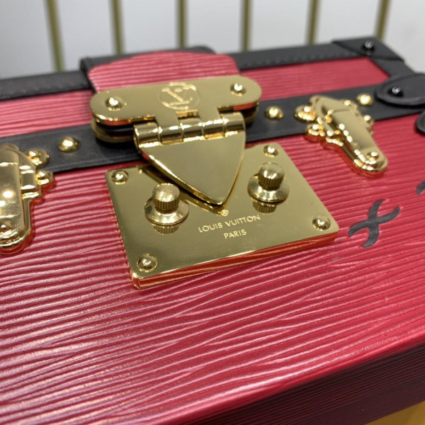 l**is V*t*n petite malle